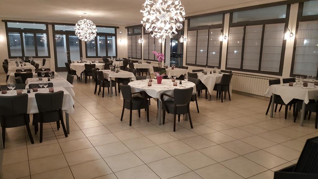 Hotel Restaurant Robinson Beaucaire  Luaran gambar